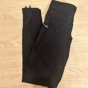 Toastie Tech Black Lulu lemon leggings size 4